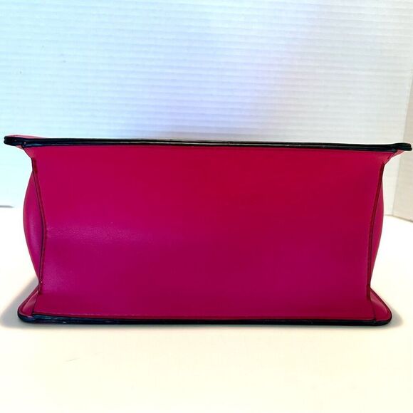 STEVE MADDEN Bevelyn Crossbody Satchel Raspberry - Picture 9 of 14